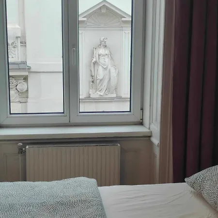 Large 4 Room Apartment In The Center Of Wiedeń Zewnętrze zdjęcie